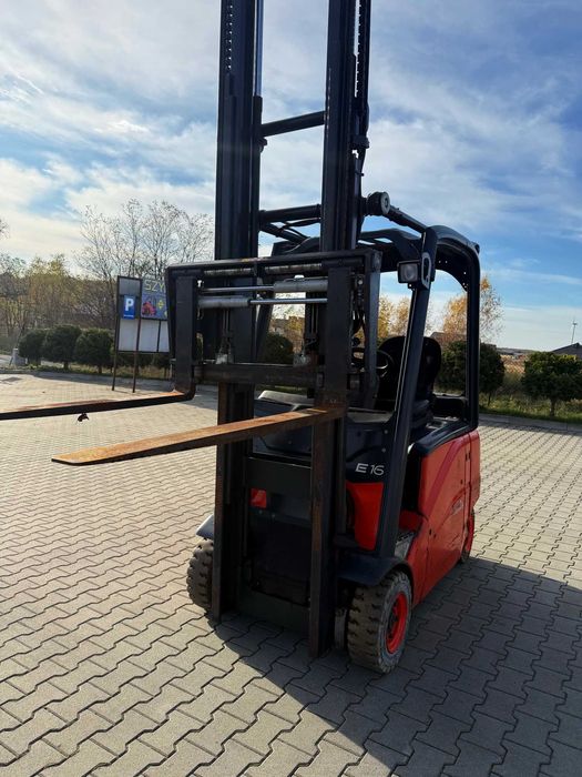 wózek widłowy elektryczny LINDE E16PH przesuw pozycjoner wideł 2011rok