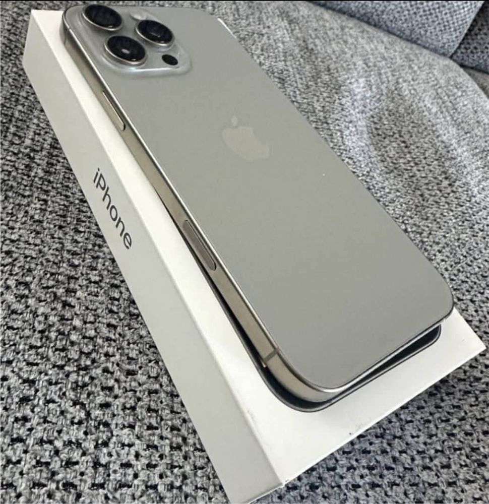 IPhone 16 Pro Max - 256GB - Garantia