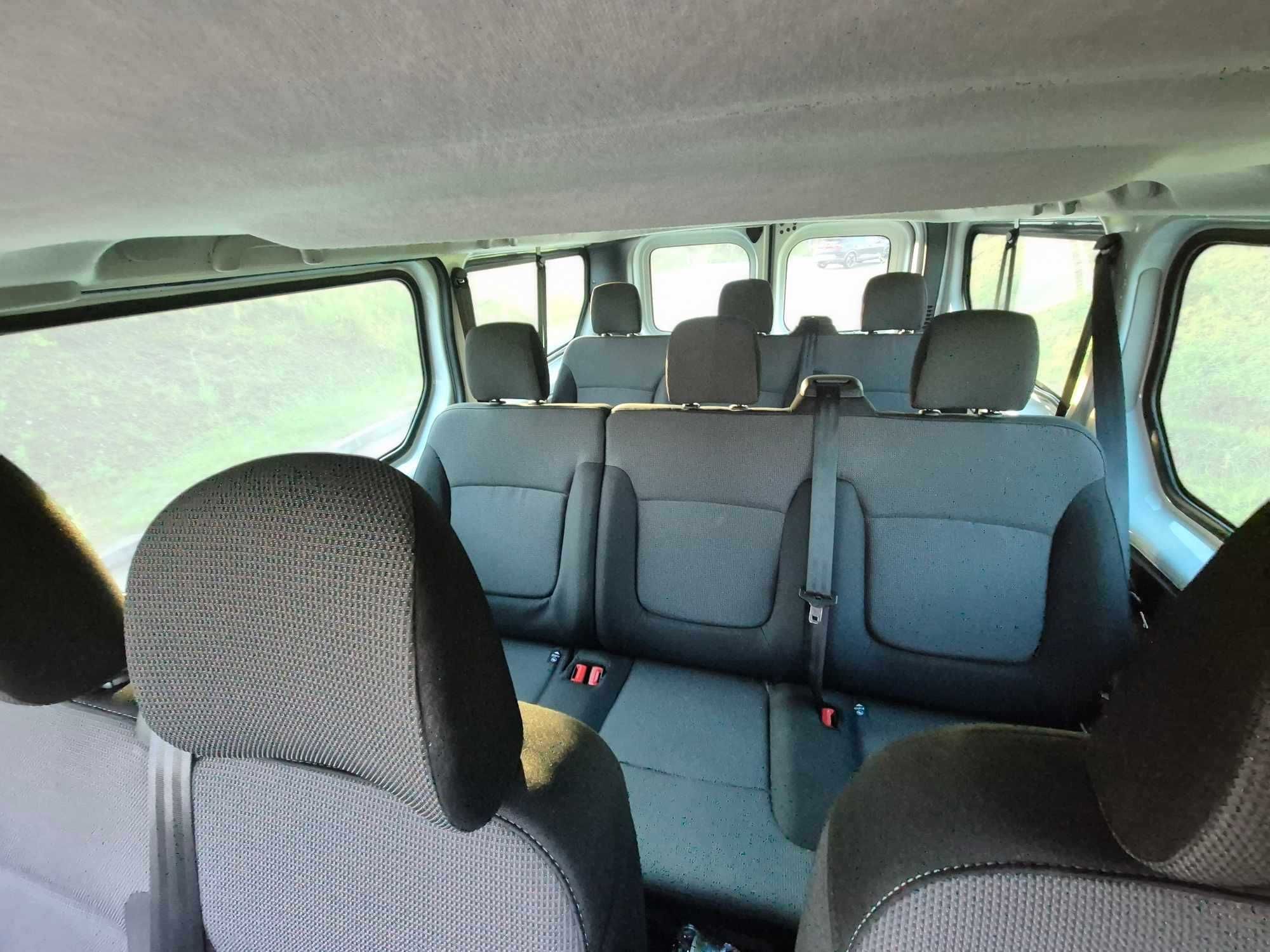 Wynajem Busa 9-Osobowy Renault Trafic Long, Nowy Model, 150 KM
