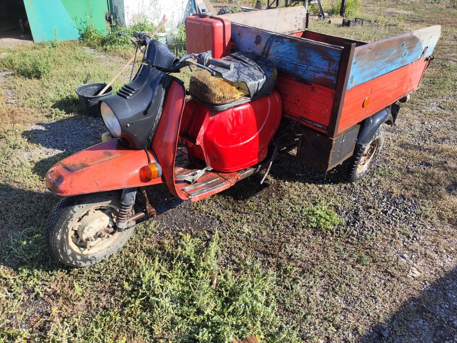 Мотороллер Муравей