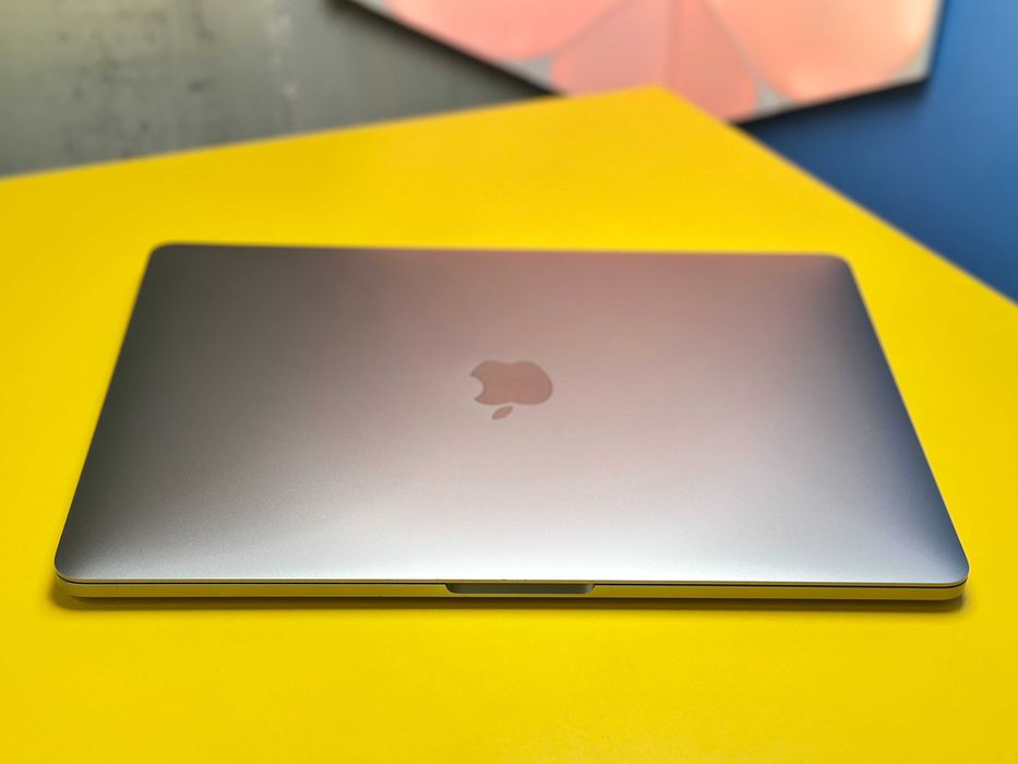 Ноутбук Apple MacBook Pro 13'' Space Gray (146787) Б/У З ГАРАНТІЄЮ