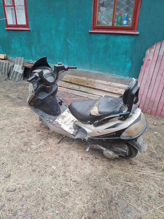 Продам скутер 150куб