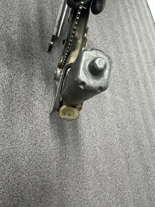 Elevador vidros frente direito TOYOTA Yaris (_P1_)