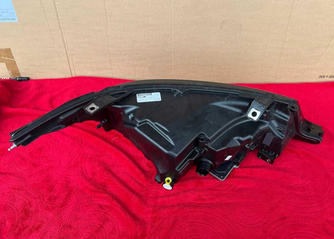 LAND ROVER SPORT 494 LIFT Lampa kompletna FULL LED giełda poznań