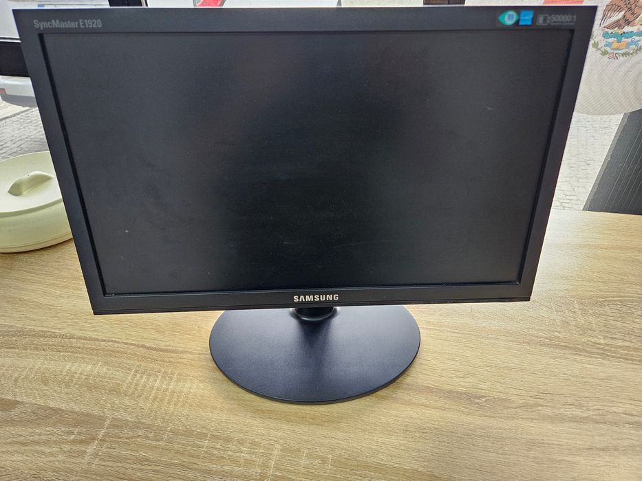 Monitor Samsung SyncMaster E1920