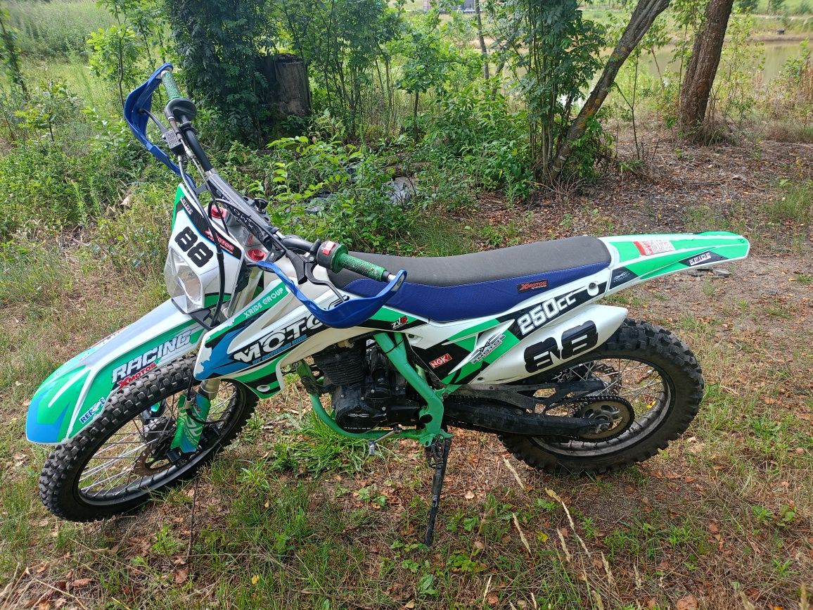 Motor Cross zielony