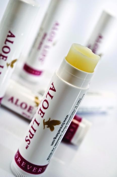 Baton hidratante Forever Aloe Lips com Jojoba