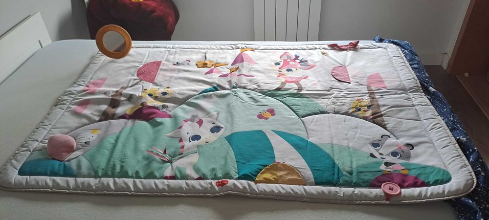 Tapete sensorial para bebé