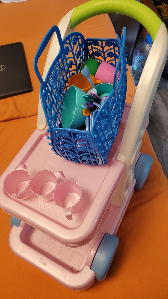 Возик-іграшка  з посудом FARO TROLLEY PRINCESS coffee set.