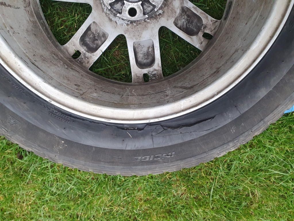 4alufelgi 2 opony 235 60 R18  land rover evogue