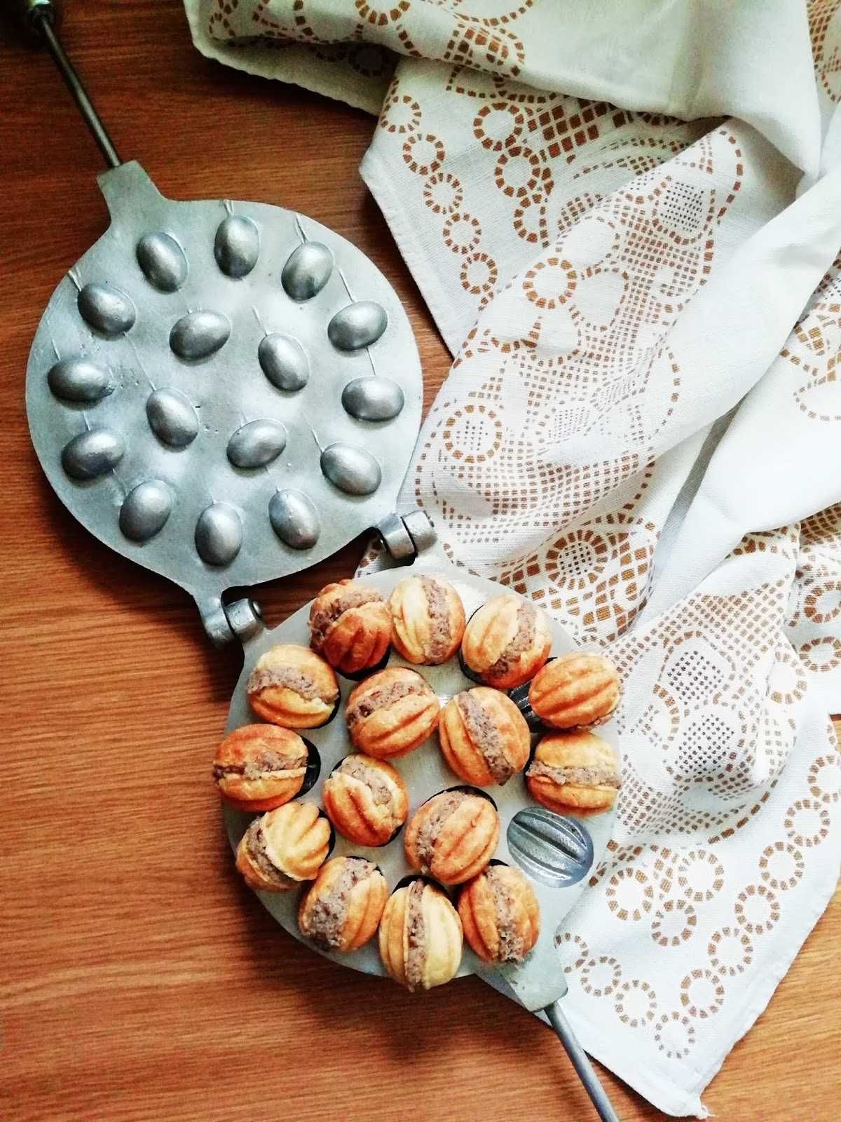 Forma patelnia OPIEKACZ DO PIECZENIA ORZESZKÓW ciastek na orzeszki