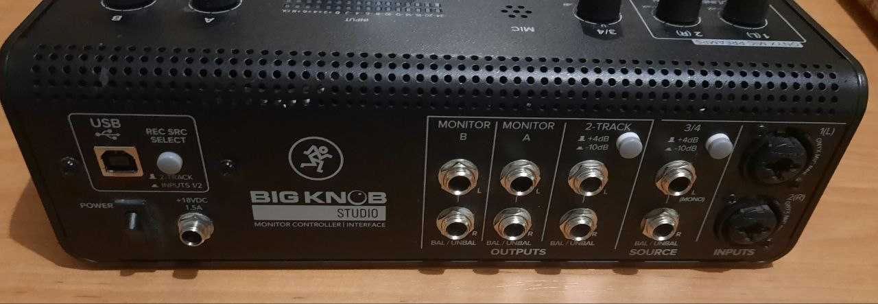 Моніторний контролер MACKIE Big Knob Studio