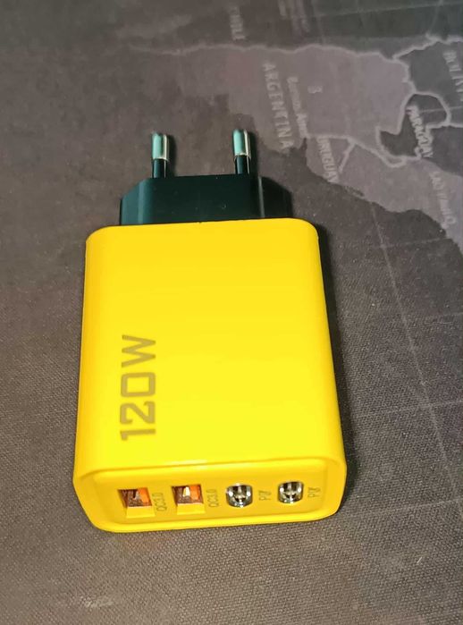 Ładowarka 120 w (suma wszystkich gniazd)