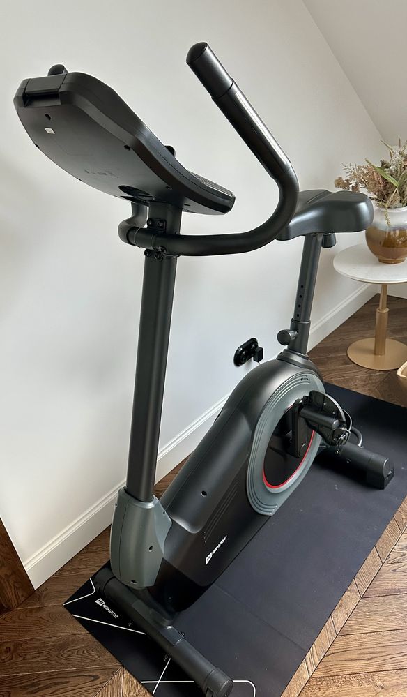 Rower stacjonarny HS-100H Solid czarny z matą - Hop Sport