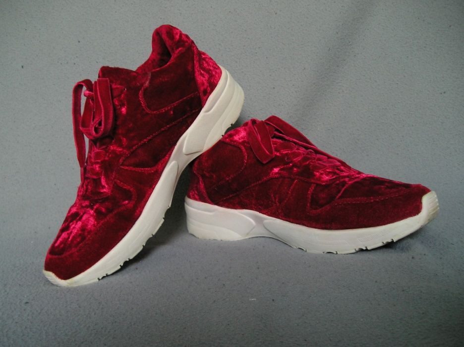 Buty sneakers typu adidas damskie czerwone welurowe rozm. 38 Pozna