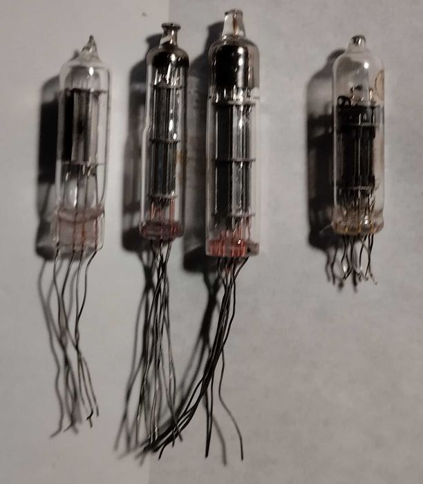 Радіолампи пальчикові