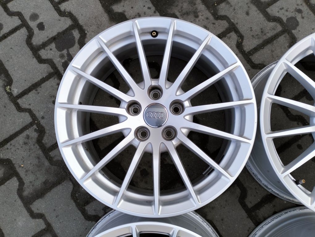 Felgi aluminiowe 17 cali 5x112 et 29 Audi A3 A4 A5 A6