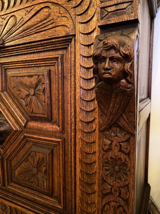 Neorenesansowy Kredens Francuski Dąb Antyk