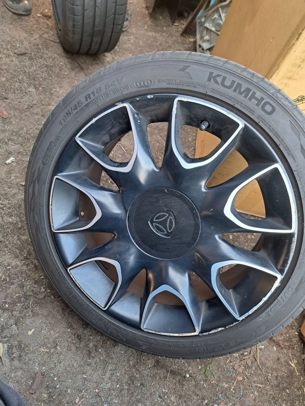 Felgi koła letnie Lancia Ypsilon 16 Cali 6.5Jx16H2 ET 30 Kumho Ecsta HS52 195/45R16 84V 71806210 51839195 51956501