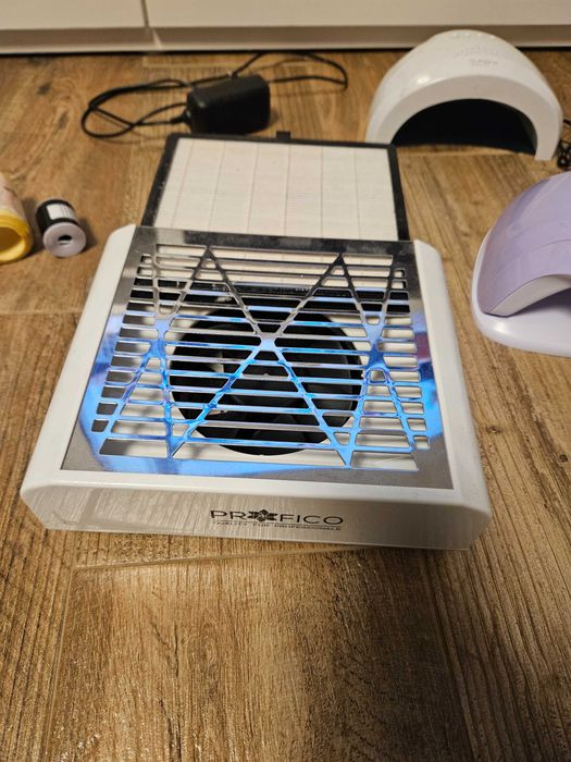 OKAZJA Lampa uv manicure pochlaniacz pylu szablony do zelu suszarka