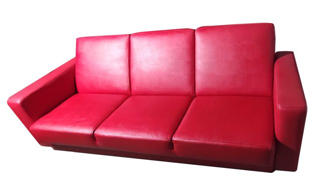 Sprzedam czerwoną kanapę / wersalkę / sofę w świetnym stanie!