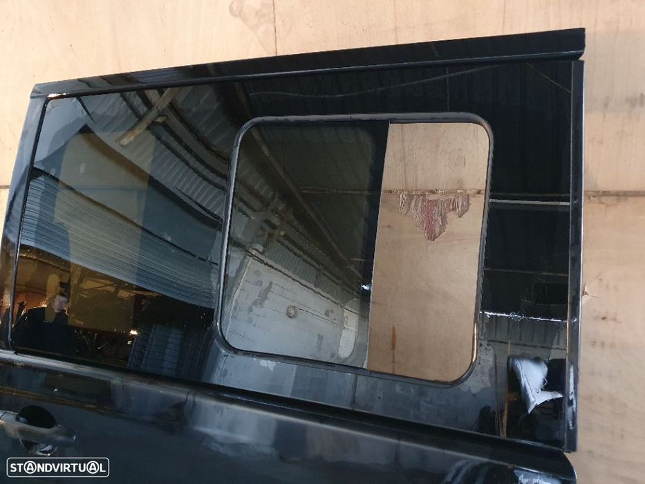 Porta lateral esquerda Mercedes Vito Viano W639 COM VIDRO