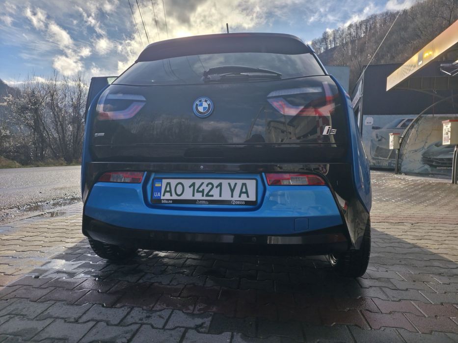 BMW i3 2016 рік Електромобіль