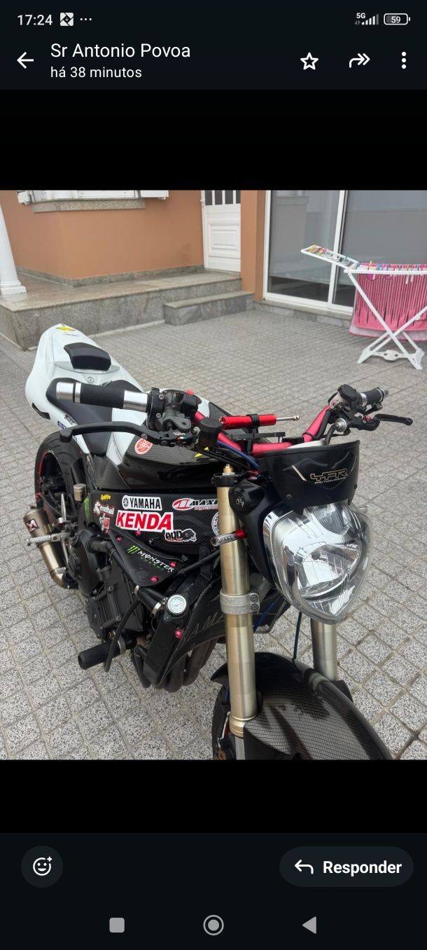 Yamaha R1 rn12 2005