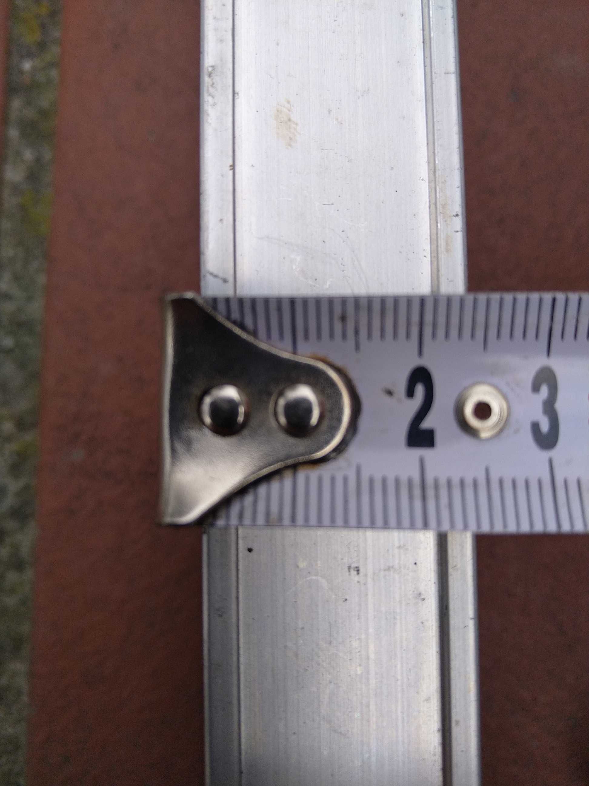 Legar aluminowy 3,9x2,4 dł. 400 cm   17 SZTUK