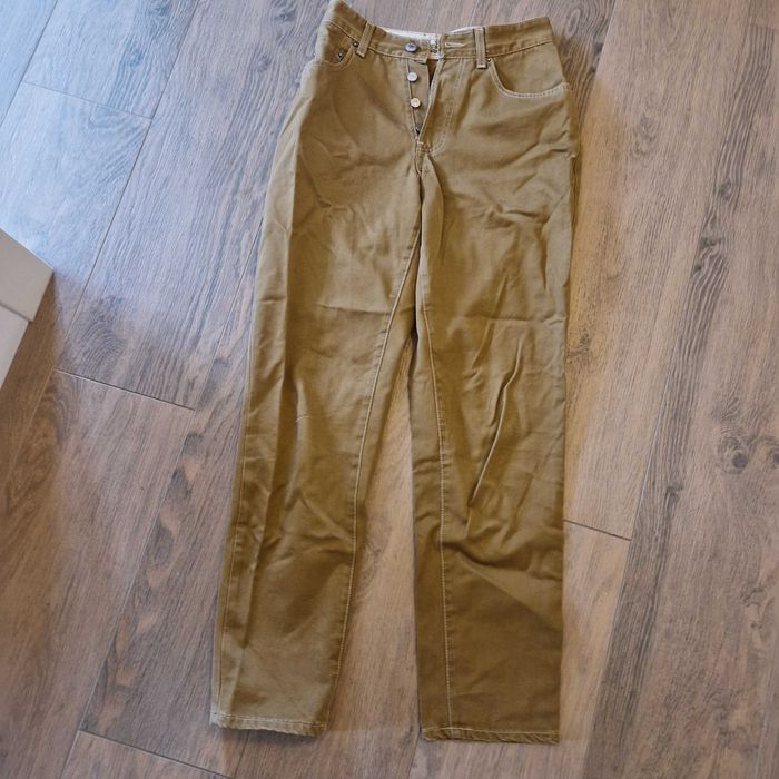 Spodnie oryginalne Levisy damskie R 28/30