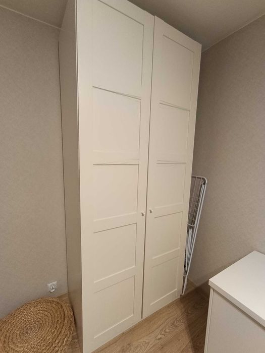 Biała szafa Ikea Pax