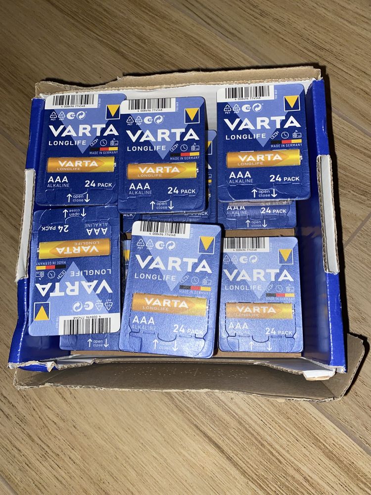 Baterie VARTA.