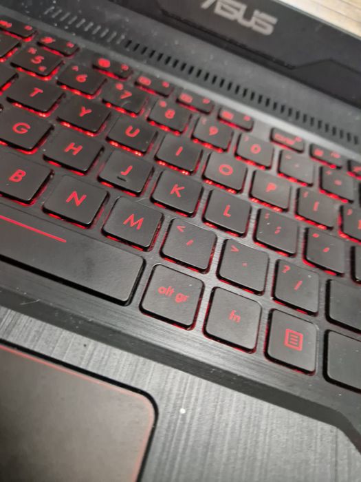 Pilnie Laptop Asus FX503 gtx 1060, 16gb ram, i5, ssd
