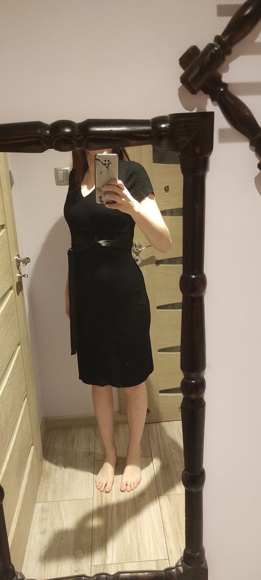 Czarna sukienka Orsay
