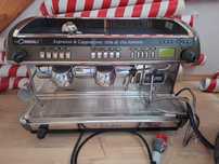 ekspres do kawy firmy La Cimbali M39 Dosatron