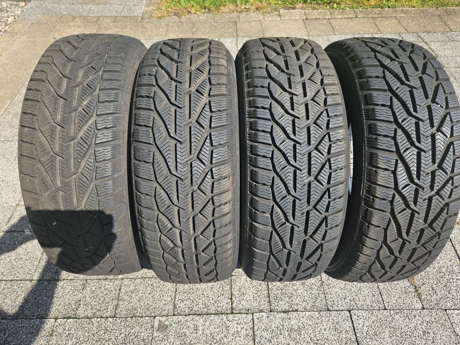 4 szt. opony Kormoran SUV SNOW 215/65R16 102H