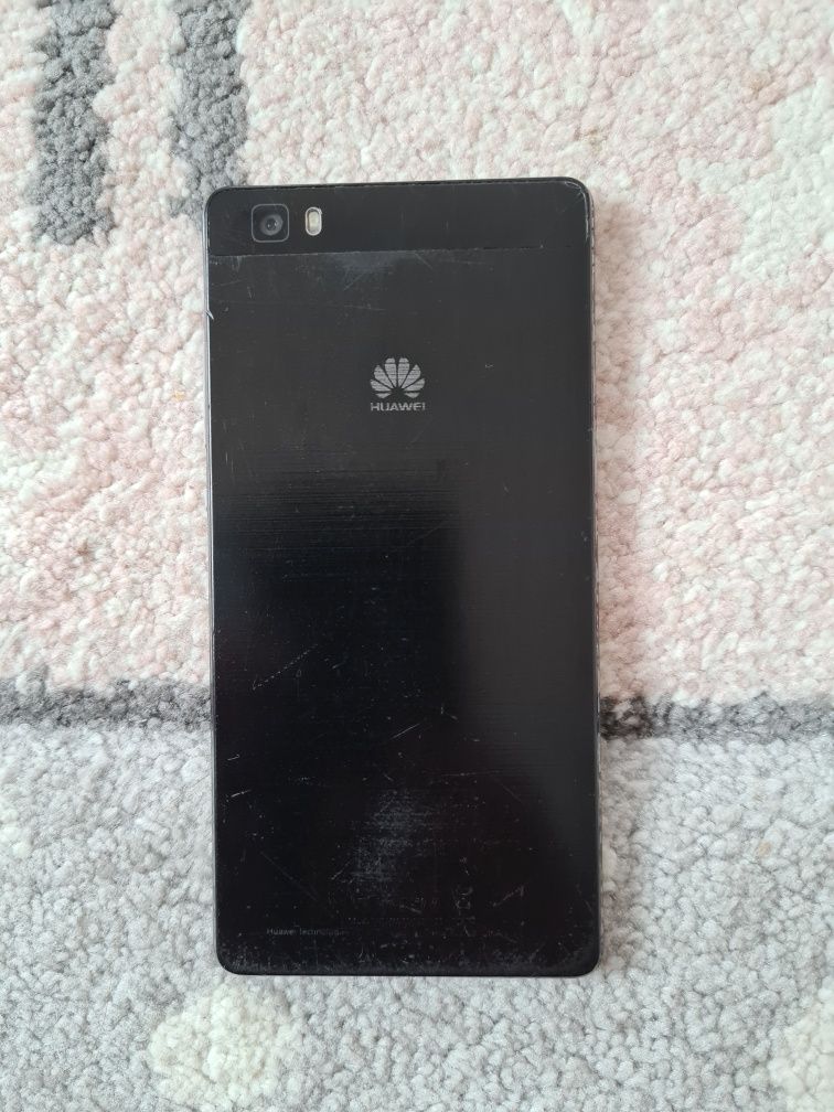 Telefon HUAWEI P8 lite