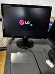 Monitor 3 sztuki LG, ASUS, LG