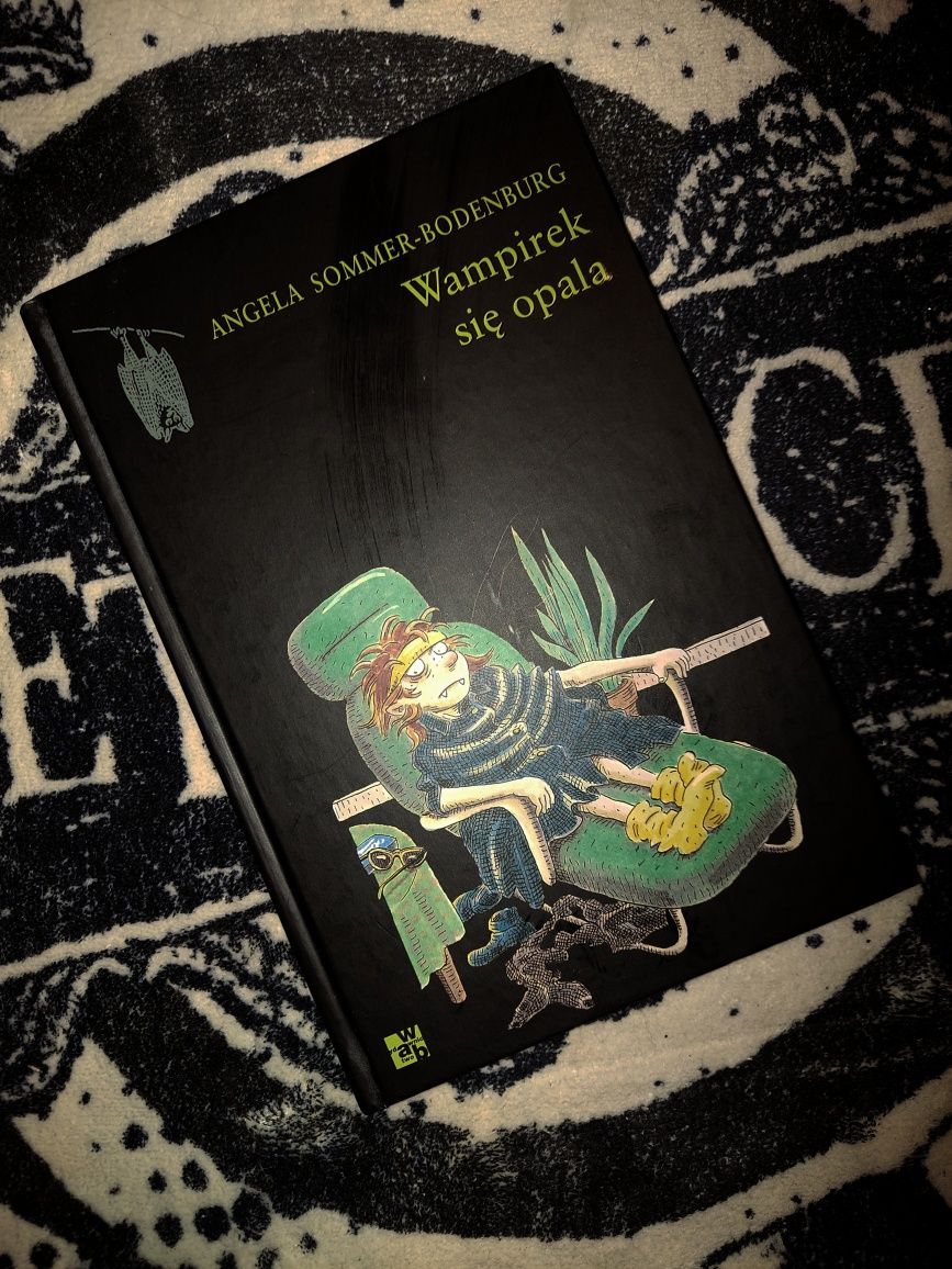 Wampirek się opala | Angela Sommer-Bodenburg  | seria Wampirek