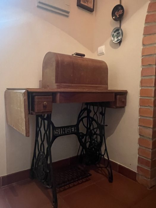 Maquina de Costura Singer