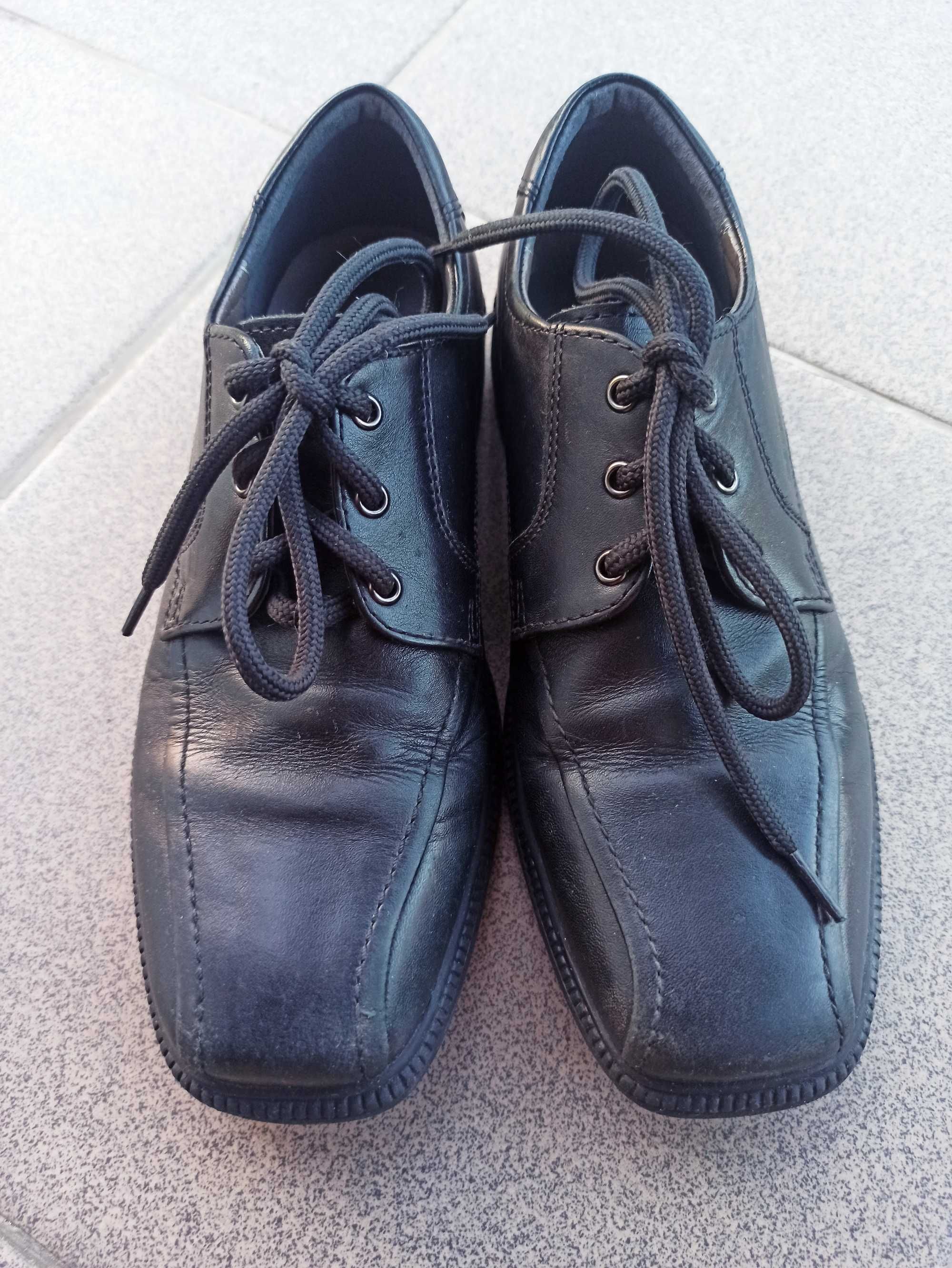 Продам кожаные чёрные туфли Geox 33 р. Стелька 21.5 - 22 см