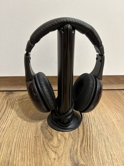 Słuchawki bezprzewodowe z bazą do telewizora / wbudowane radio FM