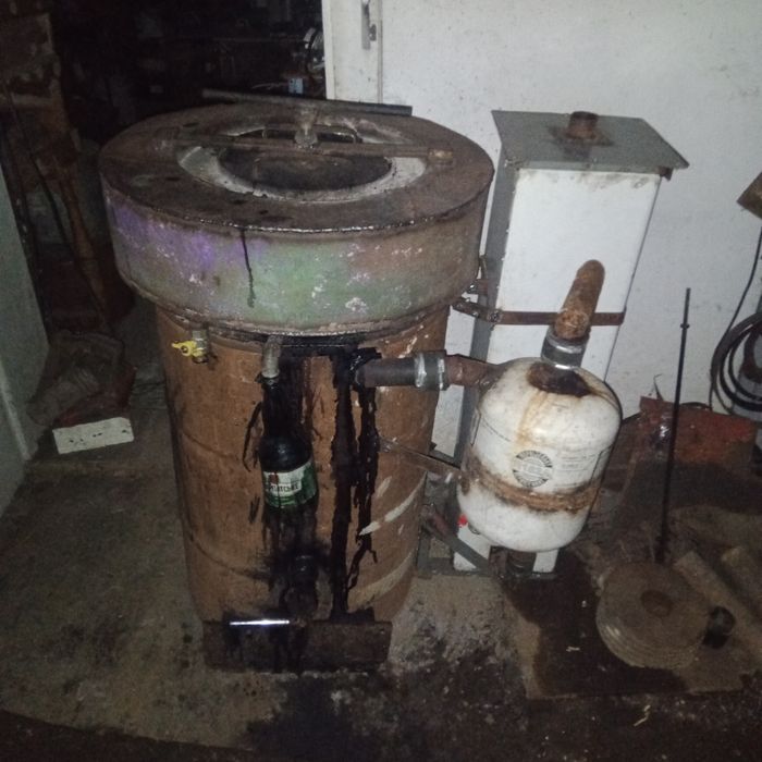 Газогенератор на дровах, газ з дерева для бензогенератора