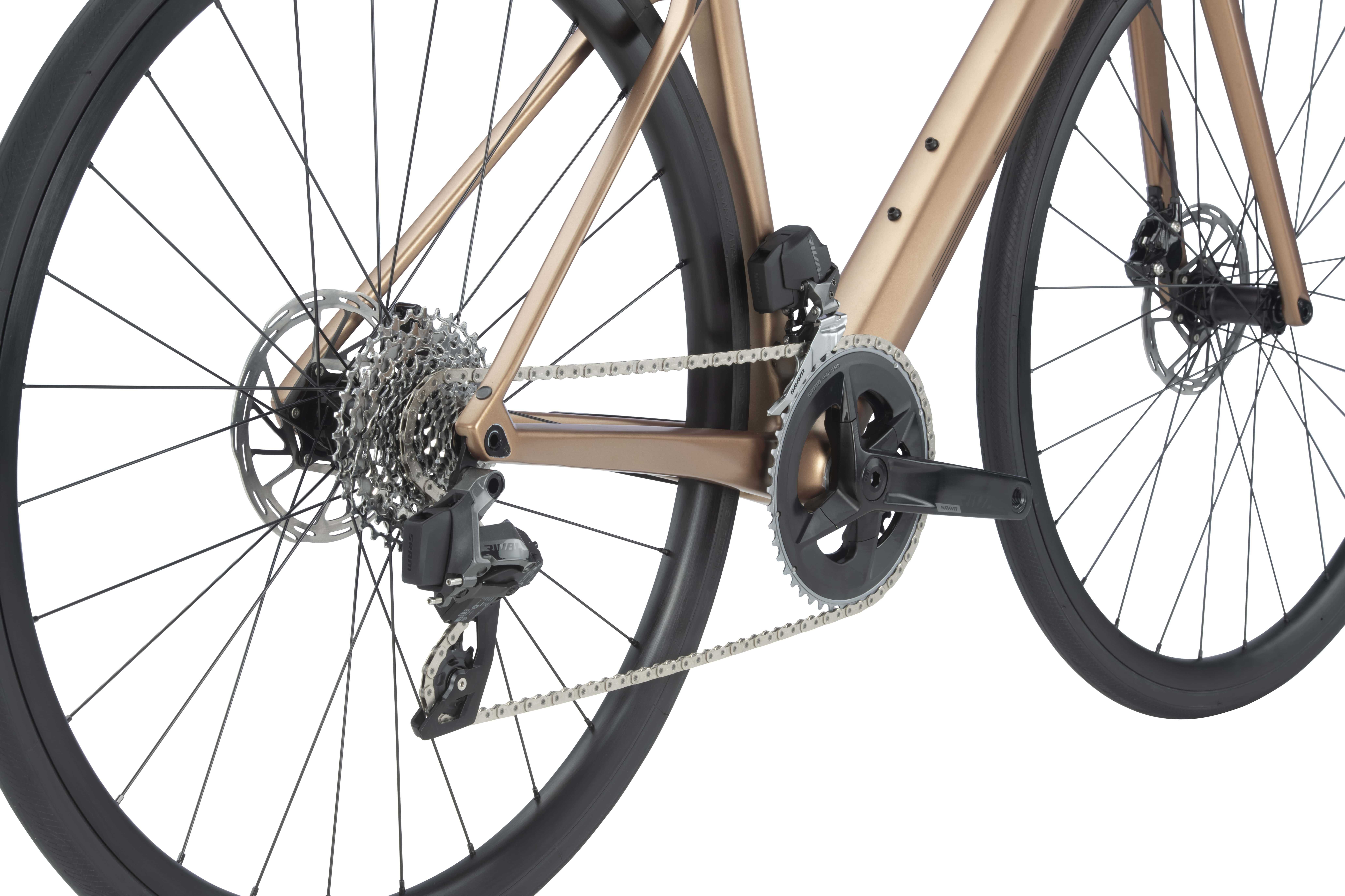Nowy BMC Roadmachine FOUR Rival AXS