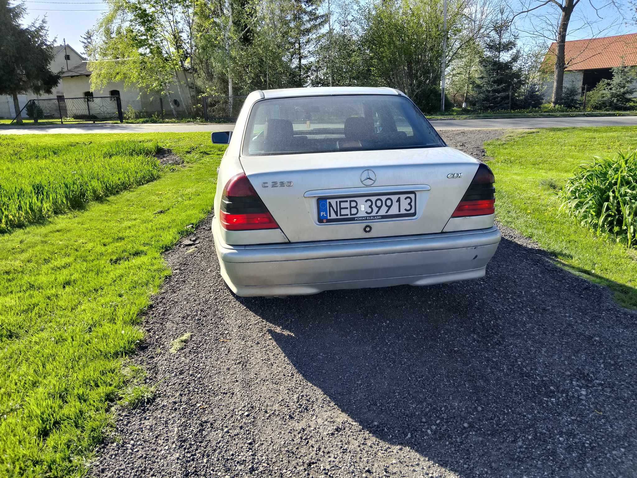 Mercedes Benz C220