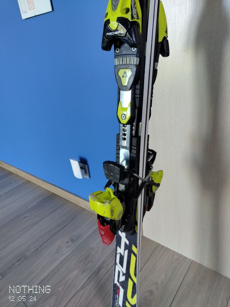 Narty Fischer SL air carbon titanium worldcup