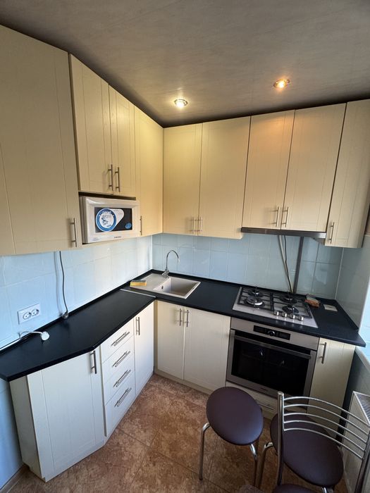 1-кімн. квартира, вул. Скальда (Комарова)