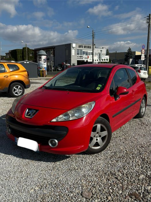 Peugeot 207 czerwony - cena do negocjacji NOWE OPONY I AKUMULATOR