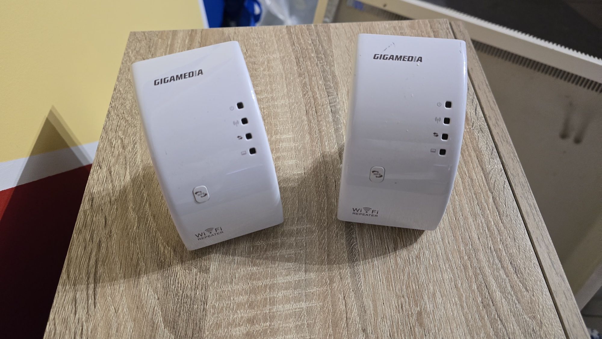 Gigamedia wifi repeater