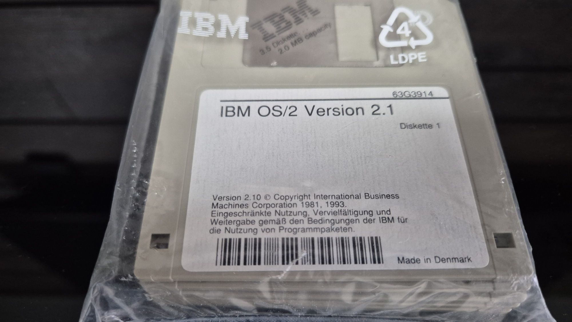 System Operacyjny IBM OS/2 Version 2.1   (nieużywany).